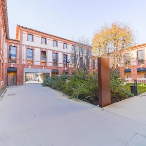 Montempo + Cite Internationale Aparthotel